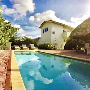 Villa Curoyal